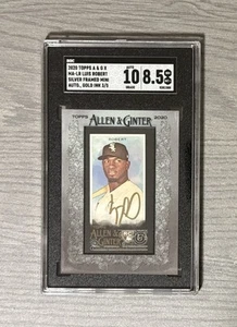 2020 Topps Allen & Ginter X Luis Robert Mini Gold Rookie Auto /5 SGC 8.5 / 10 - Picture 1 of 2