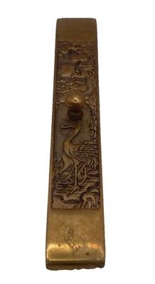 Antiguo pergamino coreano de bronce peso 7 1/2" X 1 1/8" Foto 1 de 4