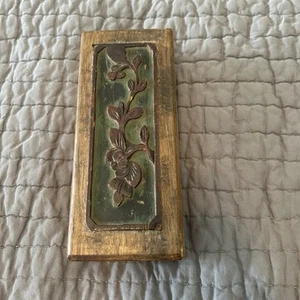 Vintage Hand Carved Wooden Floral Jewelry Trinket Box Wood - Picture 1 of 10