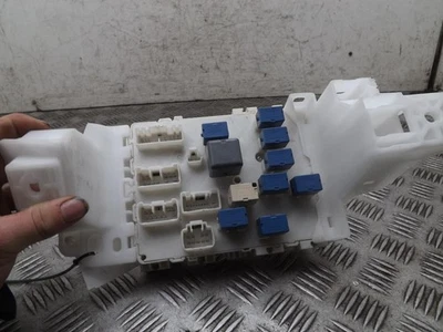 Suzuki Swift Fusebox / Fuse Box Relay Mk3 1.2 Petrol 2010-2017D - Image 1 of 3