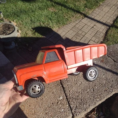 Vintage 1970s Tonka Toys Dodge Dump Truck. Original - Image 1 of 4