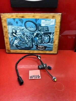 2012-2017 Harley Davidson Dyna Wide Glide Fuel Tank Indicator Console Dash Light - Image 1 of 4