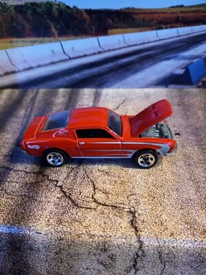 2001 Hot Wheels 1968 FORD MUSTANG FASTBACK Collector #126 Diecast Red Loose Car - Image 1 of 4