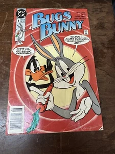 Bugs Bunny 1 DC Newsstand Comic (poor condition) - Picture 1 of 14