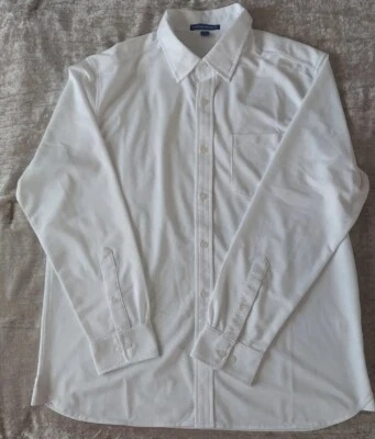 Camisa social masculina branca Port Authority manga comprida fácil cuidado botão para baixo - Imagem 1 de 4
