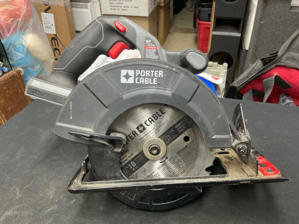 Sierra circular Porter Cable 18V PC186CS Foto 1 de 4