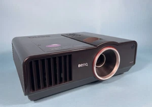 BENQ SP920P DLP PROJECTOR: ac 100-240v, 50-60hz, 7.7a |010-8001380 - Picture 1 of 15
