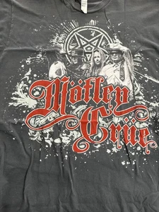 2010 Motley Crue Skull Pentagram Concert Tour T-Shirt size L Rock band Tee - Picture 1 of 5