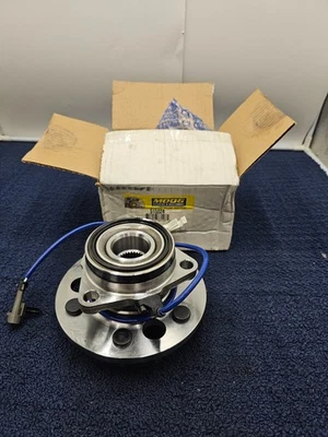 Moog 515024 Front Wheel Hub Bearing Assembly For 1999-2000 Cadillac Escalade - Image 1 of 4