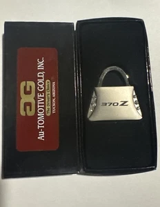 NISSAN 370Z Silver Lock Lockett Jeweled Metal Keychain NEW IN BOX - Bild 1 von 1