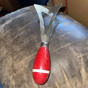 Tritatutto a dondolo vintage EKCO A&J con manico rosso anni 50 - Foto 1 di 8