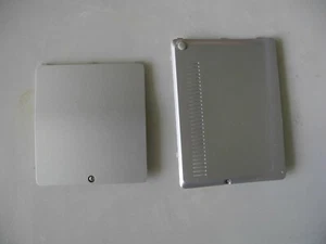 Cover coperchio sportellino copertura tappo Wifi Ram Hard disk Sony VGN-FZ11Z - Imagen 1 de 1