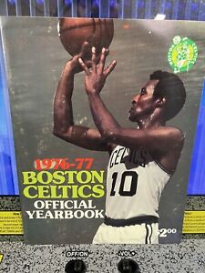 1976-1977 Boston Celtics Official Yearbook FREE SHIPPING