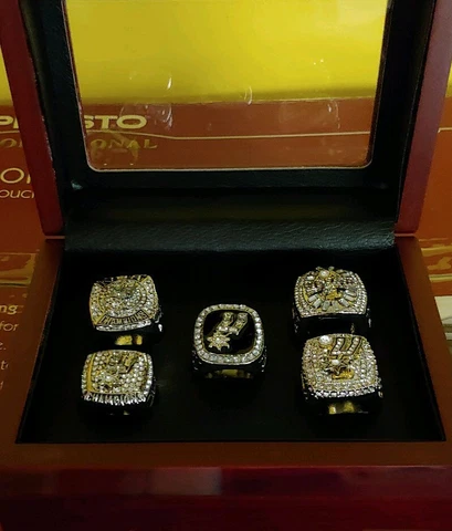 Tim Duncan - San Antonio Spurs Championship 5 Ring Set With Wooden Display Box Cover