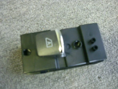 Interruptor de ventana trasera OEM Infiniti M35H M37 M56 Q70 25421-1MA5A Foto 1 de 4