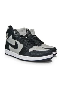 Women Nike Air Jordan 1 Retro High OG - DZ2523 001 - Medium Grey Black White 7.5 - Picture 1 of 6