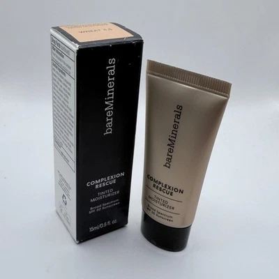 Crema hidratante tintada en trigo bareMinerals Complexion Rescue 4,5 Foto 1 de 2