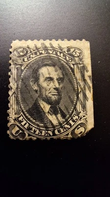 Estampillas de Estados Unidos, Scott #98 U/NG/H, Lincoln, 15 centavos, negras, 1868, Perf 12, desgarro de esquina Foto 1 de 2