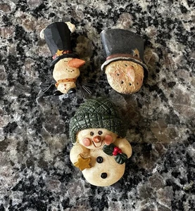 Suzi Schneemann Brosche Anstecknadel   - Bild 1 von 7