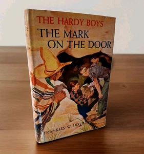 The Hardy Boys The Mark on the Door Vintage 1934 Hardback (Dust Jacket Damage) - Picture 1 of 10