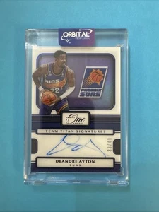 2022-23 Panini One & One Deandre Ayton AUTOGRAPHED Team Titan Signatures /49 Mt. - Picture 1 of 4