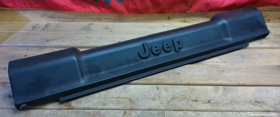 Cubierta del panel del marco del parachoques delantero Jeep TJ Wrangler OEM 1997-2006 Foto 1 de 4