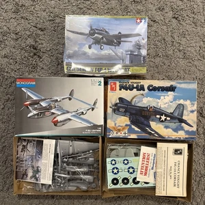 TAMIYA. 34. GRUMMAN F4F-4 WILDCAT. 1/48 SCALE. ZG-AA BUNDLE LOT OF 3 F4U-1A P-38 - Picture 1 of 3
