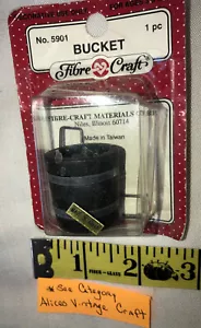 Cubo artesanal de fibra miniatura vintage nuevo en paquete - Imagen 1 de 7