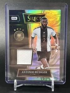 2022-23 Panini Select FIFA Silver Prizm Antonio Rudiger Jersey Patch Madrid - Bild 1 von 2