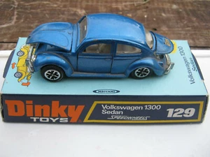 DINKY 129 VOLKSWAGON 1200 SPEEDWHEELS ORIGINAL CAR WITH PLINTH NO DOME . - Picture 1 of 10