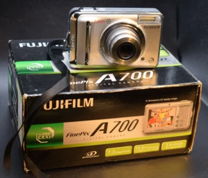📷 Fujifilm FinePix A700 Digital Camera 7.3MP – Boxed – Excellent Cond + SD - Picture 1 of 12
