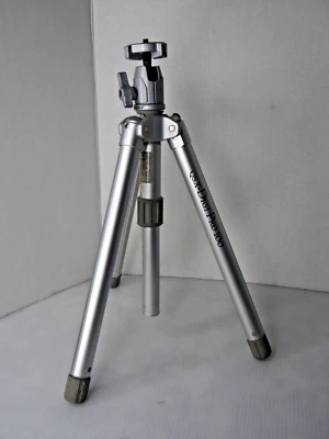 Quantaray QSX-DigiPro 100 Tripod - Image 1 of 4