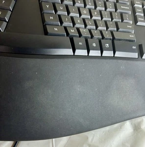 Microsoft Wired Ergonomic Keyboard Model 1878 - Black! - Photo 1/14