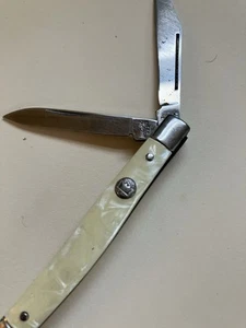 Vintage 2 7/8” Pearl Handled Pocket Knife. Made-USA by Imperial knife company. - Picture 1 of 3