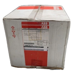 NEW ABB SACE TMAX T4 L-D 250 CIRCUIT BREAKER 1SDA063284R1 W/ ACCESSORIES - Picture 1 of 10