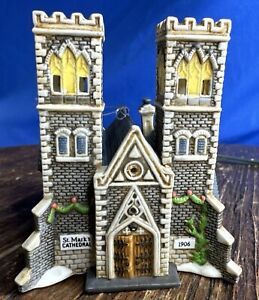 Dept 56 Ornament Christmas in the City series Cathedral Church Of St. Mark 98759