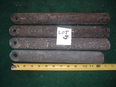 Lot of 4 Antique Vintage Cast Iron Window Sash Weights # 6  pound  six lb approx Cover