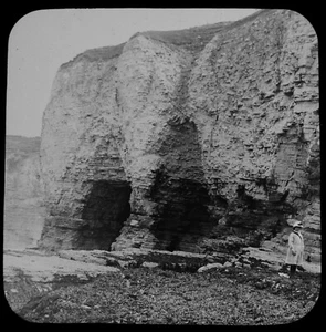 FLAMBOROUGH HEAD NO9 C1890 VICTORIAN ANTIQUE PHOTO Magic Lantern Slide YORKSHIRE - Picture 1 of 3
