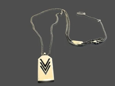 Auténtico collar colgante Louis Vuitton triple V plata M00050 LV Foto 1 de 4