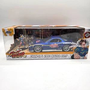 Jada Toys Hollywood Rides: Street Fighter Chun-Li & 1993 Mazda RX-7 Maßstab 1:24 - Bild 1 von 13
