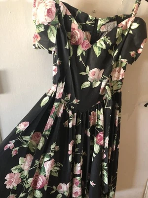 Vintage EXPO PETITES Fit Flare Off Shoulder Roses on Black Cotton Party Dress 6 - Image 1 of 4