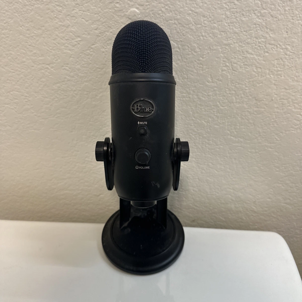 Blue Microphones Yeti Pro Audio Microphones & Wireless Systems for