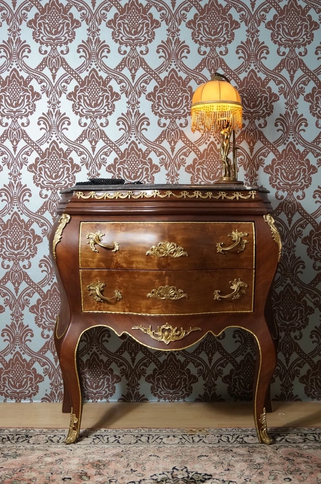 CHIFFONNIER COMMODE STYLE BAROQUE LOUIS XV PLATEAU DE MARBRE NOIR D'UN CHÂTEAU - Photo 1/4