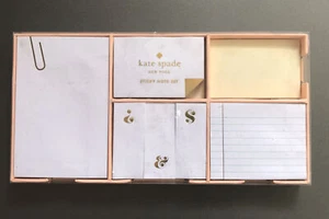 Juego de notas adhesivas de oro Kate Spade Nueva York Strike - caja abierta piezas faltantes - Imagen 1 de 4