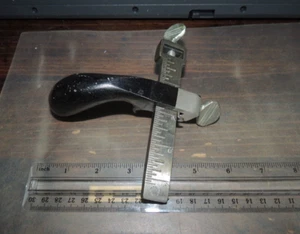 VTG C.S. Osborne & Co Pistol Grip Draw Gauge Leather Knife NO BLADE, HARRISON NJ - Picture 1 of 12