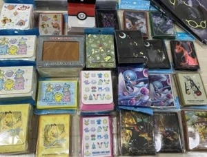 Pokemon Charizar Umreon pikachu Card Game card sleeve deck case sealed set - Picture 1 of 3
