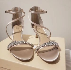 Jewel Bagley Dash Kitten Heels, Champagne,Size 7,NWB - Picture 1 of 4