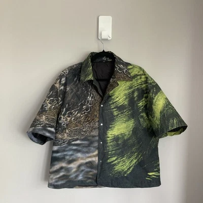 Abstract Printed Jacket Shortsleeve Overshirt Mens Medium Oversized Green Grey - Image 1 of 4