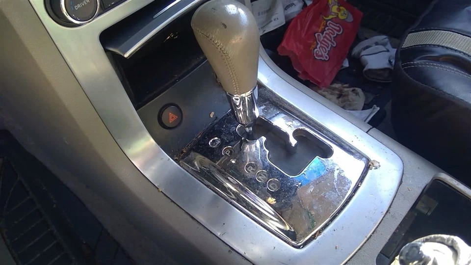 Transmission Shifter Assembly CVT Fits 07-08 Nissan Maxima OEM - Image 1 of 4