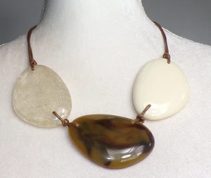 Sobral Classicos Ebony Faux Tortoise, Sisal and Opaque Triple Bead Necklace - Picture 1 of 8
